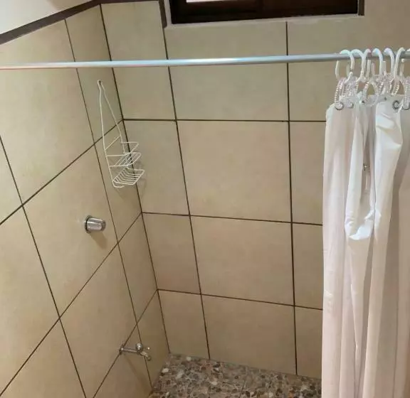 Retkeilymaja Le Petit