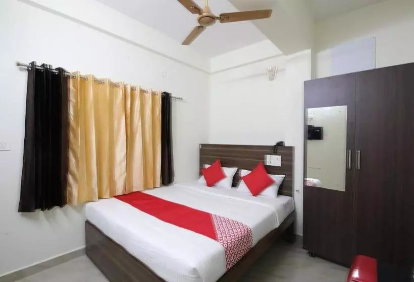 ホテル Collection O Mathura Inn