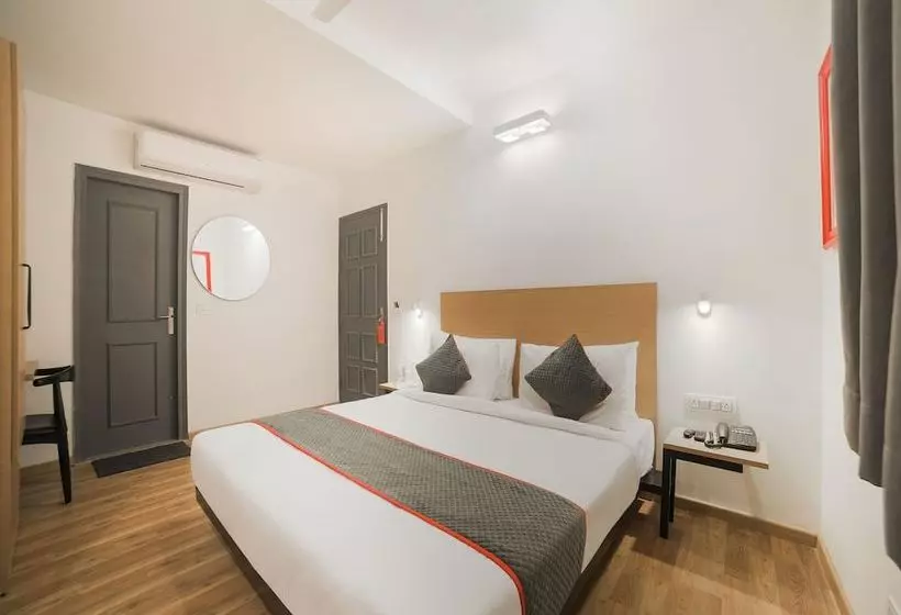 ホテル Oyo Townhouse 082 Chander Nagar Janakpuri