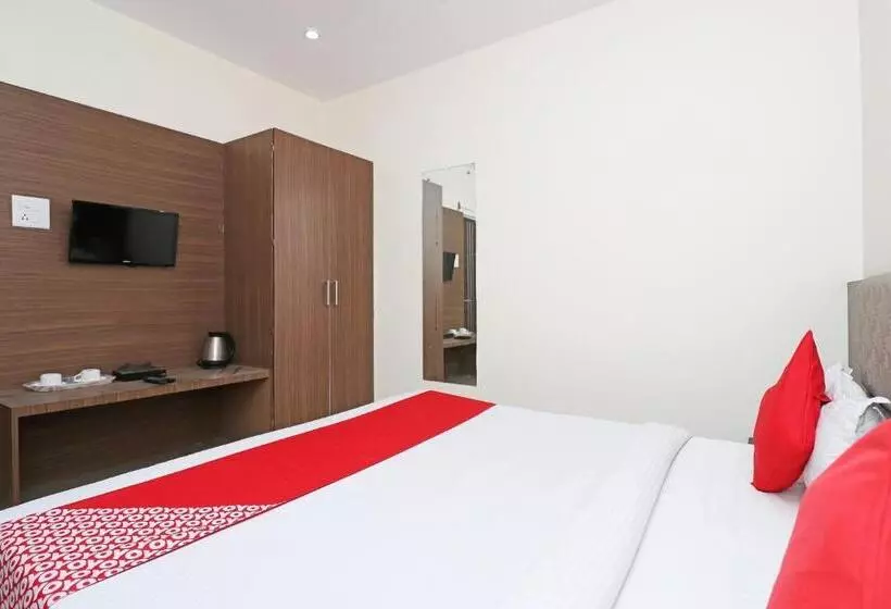 Oyo 27977 Hotel Ashiyana