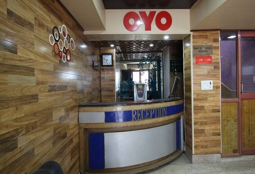 Oyo 29553 Hotel Essar