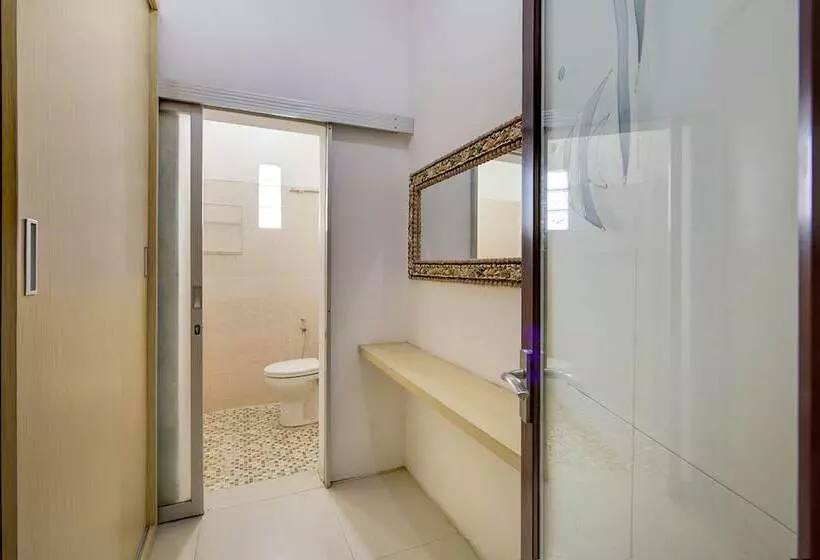 ホテル Oyo 511 Grace Residence