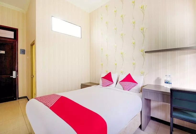 ホテル Oyo 511 Grace Residence