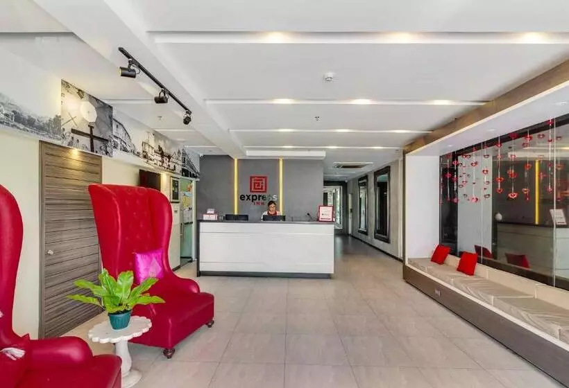 ホテル Reddoorz Plus @ Jones Avenue Cebu