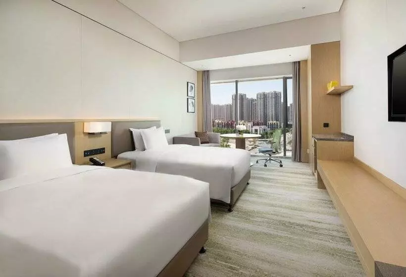 ホテル Holiday Inn Zhengzhou Riverside By Ihg