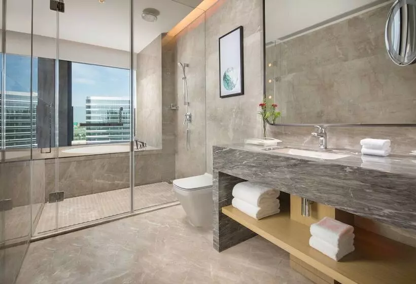 ホテル Holiday Inn Zhengzhou Riverside By Ihg