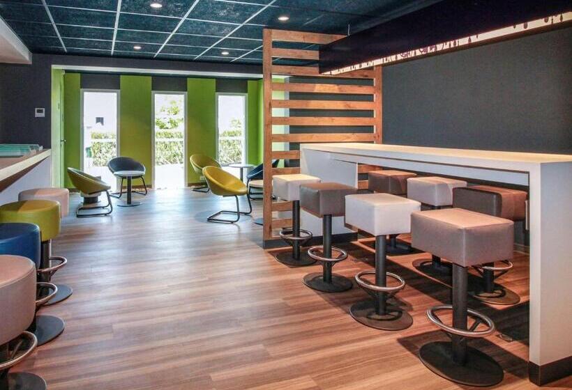 בית מלון כפרי Ibis Budget Cahors