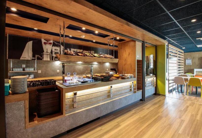 בית מלון כפרי Ibis Budget Cahors