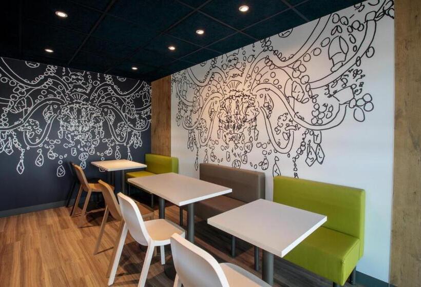 בית מלון כפרי Ibis Budget Cahors