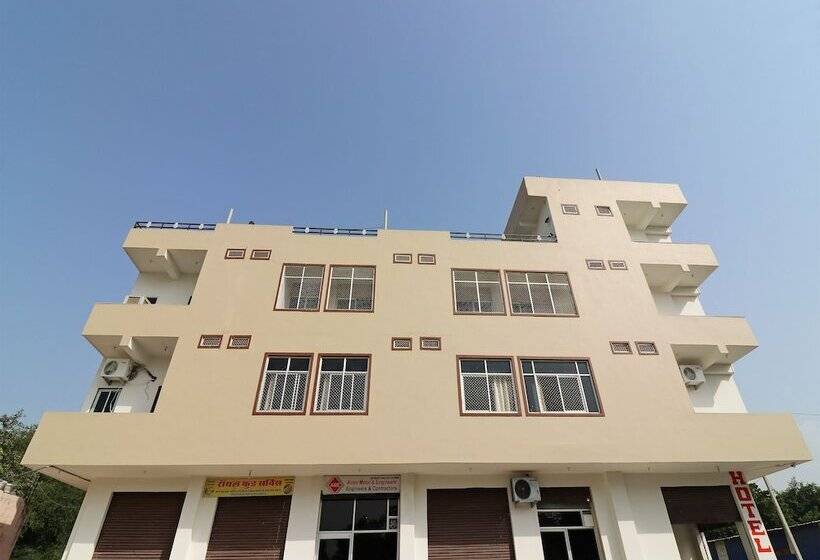 酒店 Oyo 19827 Shree Ram Palace