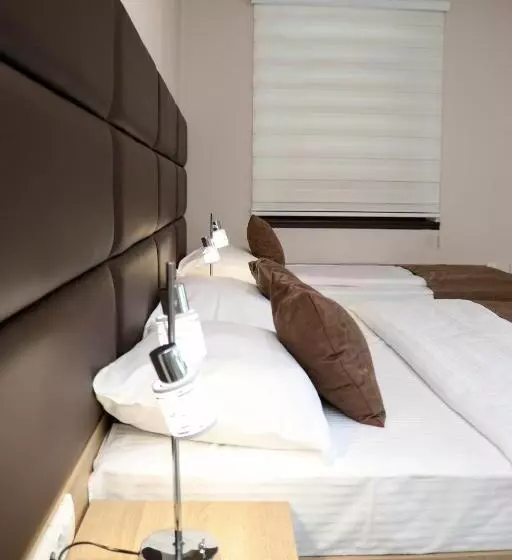 پانسیون Bolero