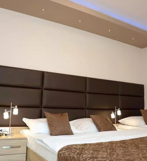 پانسیون Bolero