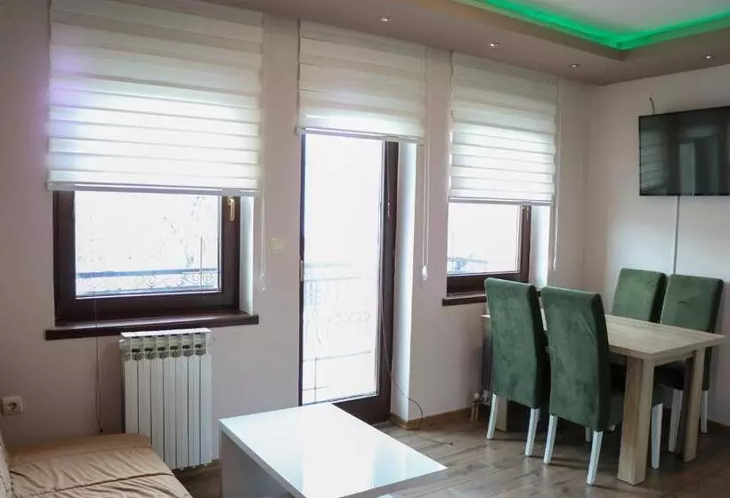 پانسیون Bolero