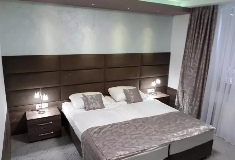 پانسیون Bolero