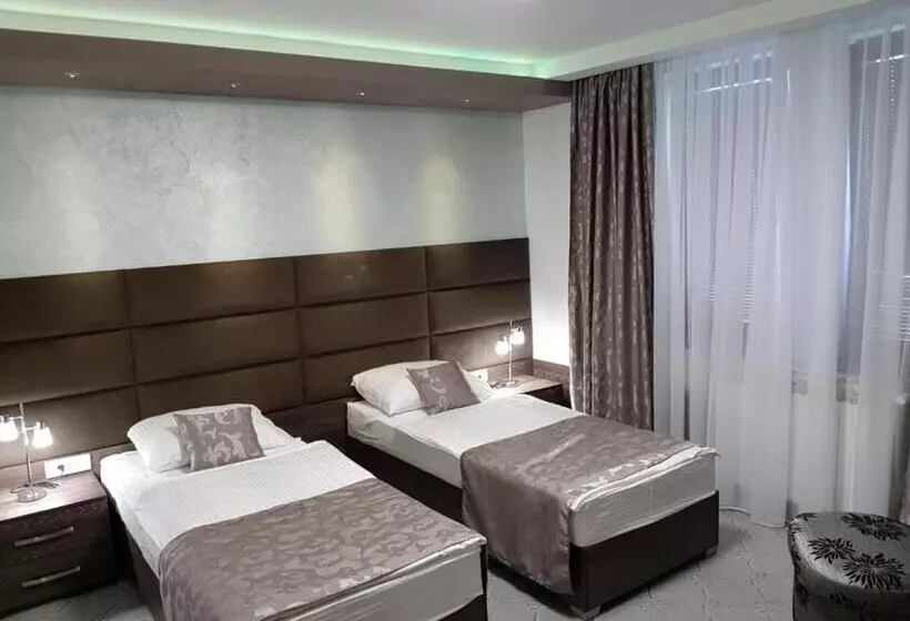 پانسیون Bolero