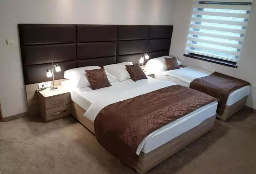 پانسیون Bolero