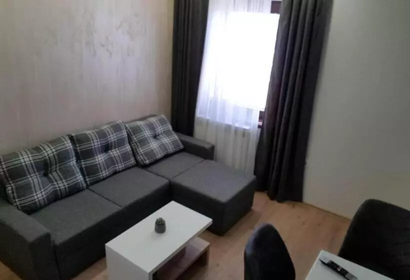 پانسیون Bolero