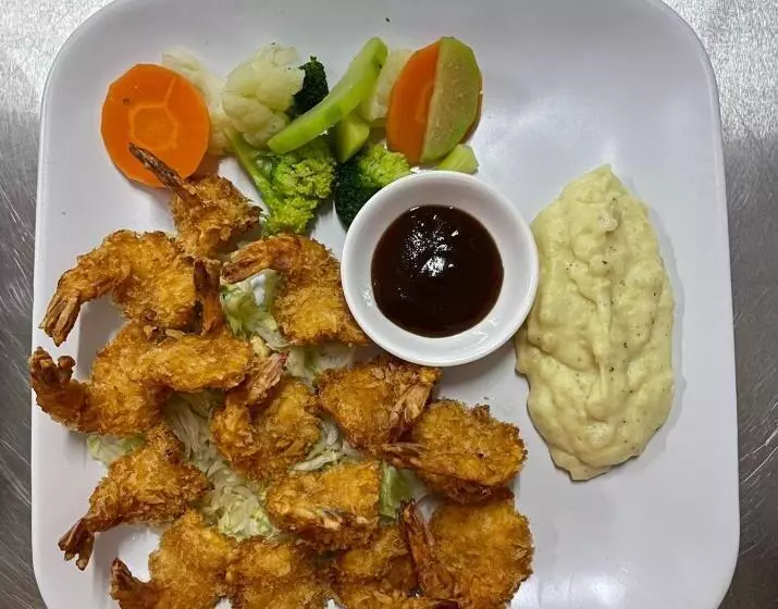 Sunshine View Hotel And Restaurant