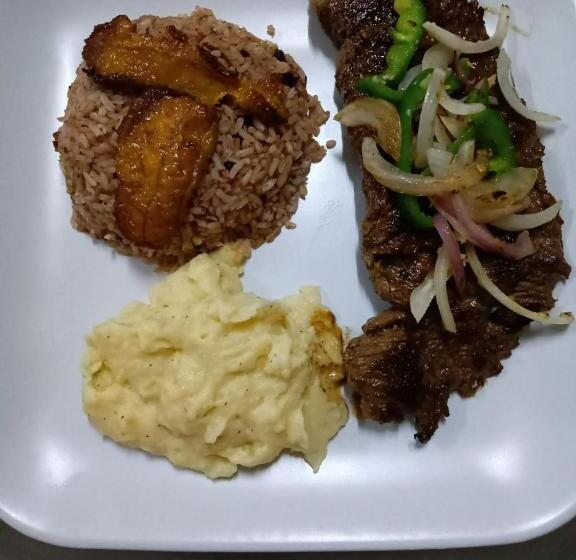 Sunshine View Hotel And Restaurant