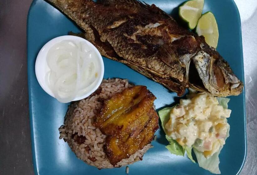 Sunshine View Hotel And Restaurant