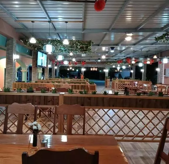 Sunshine View Hotel And Restaurant