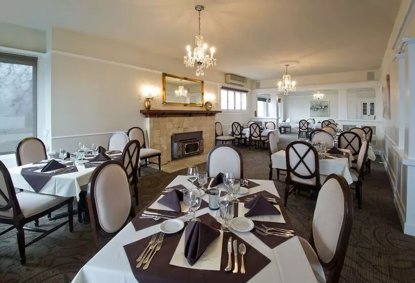 Retkeilymaja Birchfield Manor Inn And Restaurant