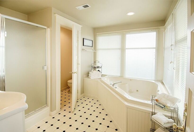 هاستل Birchfield Manor Inn And Restaurant