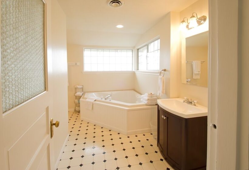 هاستل Birchfield Manor Inn And Restaurant