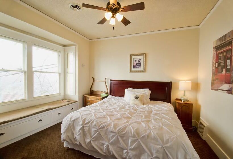 هاستل Birchfield Manor Inn And Restaurant