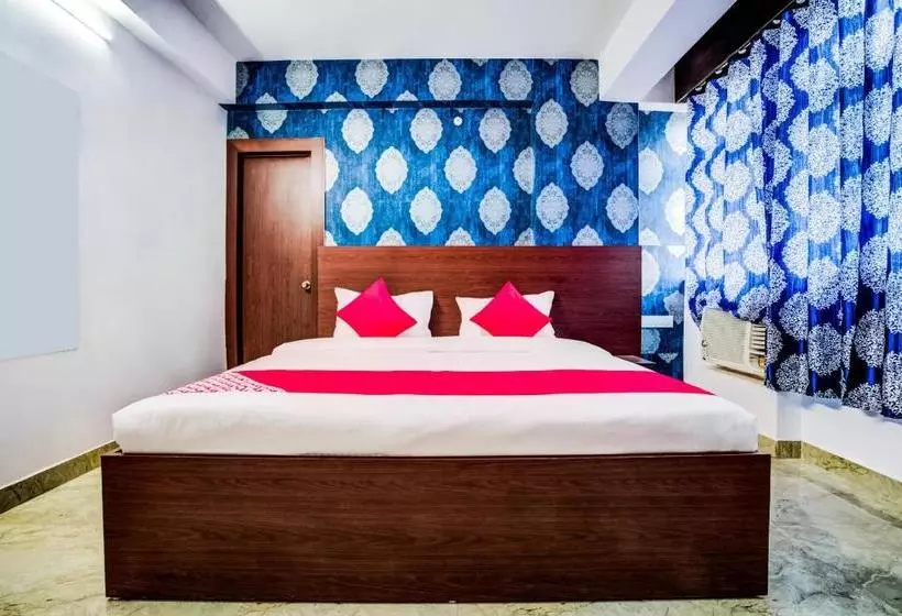 هتل Oyo 27962 Pamma Inn