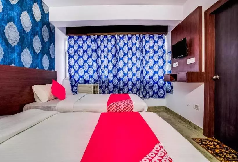 هتل Oyo 27962 Pamma Inn
