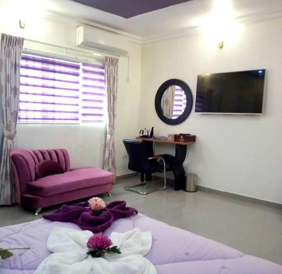 هتل Spa Lavender Suites