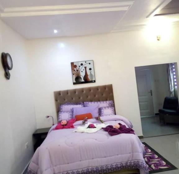 هتل Spa Lavender Suites