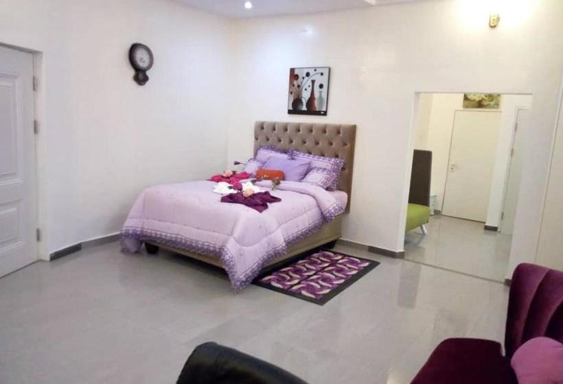 هتل Spa Lavender Suites