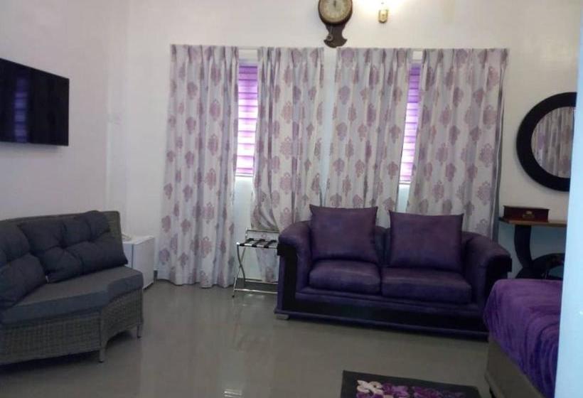 هتل Spa Lavender Suites