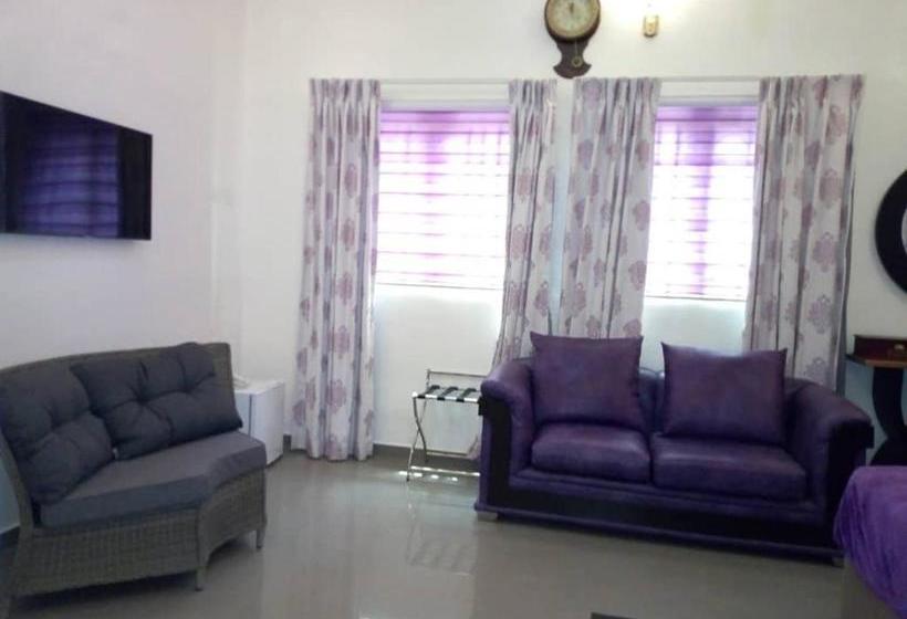 هتل Spa Lavender Suites