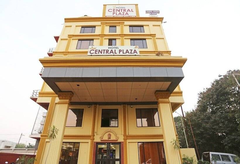 Oyo 22040 Hotel Central Plaza