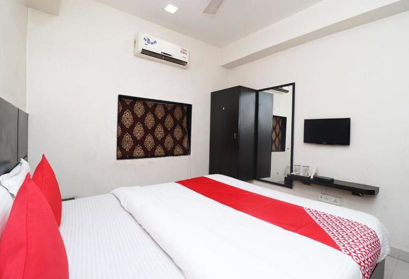 Oyo 28457 Hotel Shera