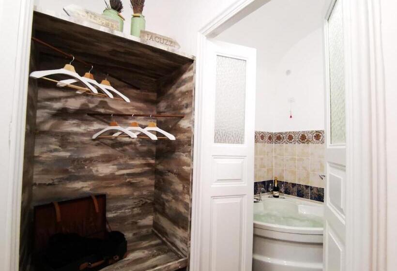 بنسيون Suiteinncentro Dimora Storica