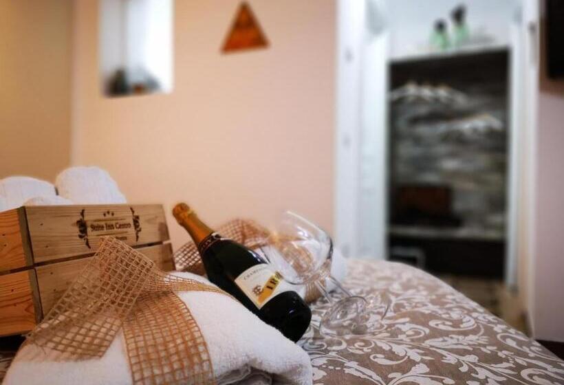 بنسيون Suiteinncentro Dimora Storica