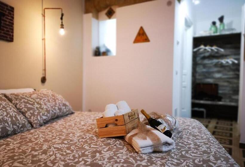 بنسيون Suiteinncentro Dimora Storica