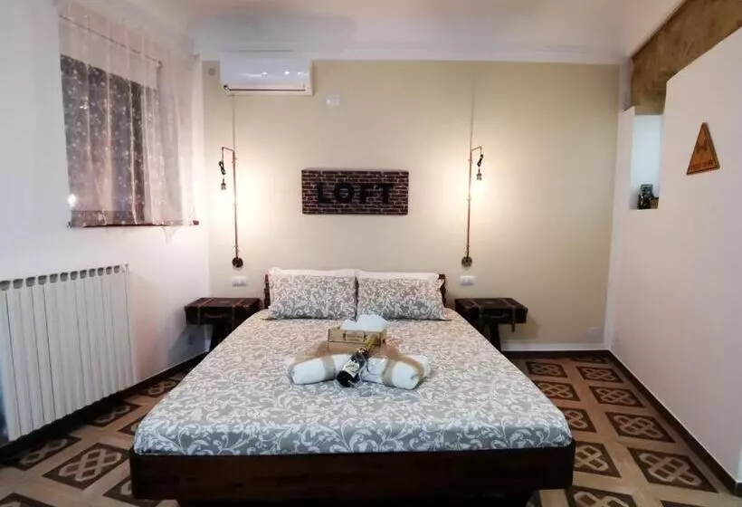 پانسیون Suiteinncentro Dimora Storica