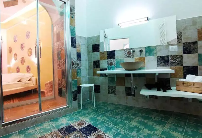 پانسیون Suiteinncentro Dimora Storica