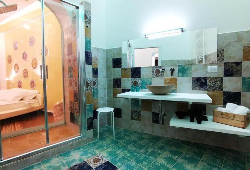 بنسيون Suiteinncentro Dimora Storica