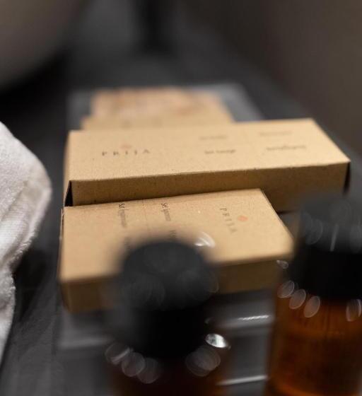 پانسیون Parma Room Station