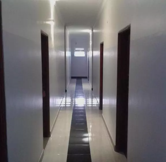 هتل Freedom Guest House