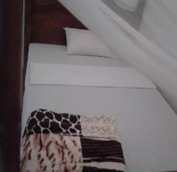 هتل Freedom Guest House