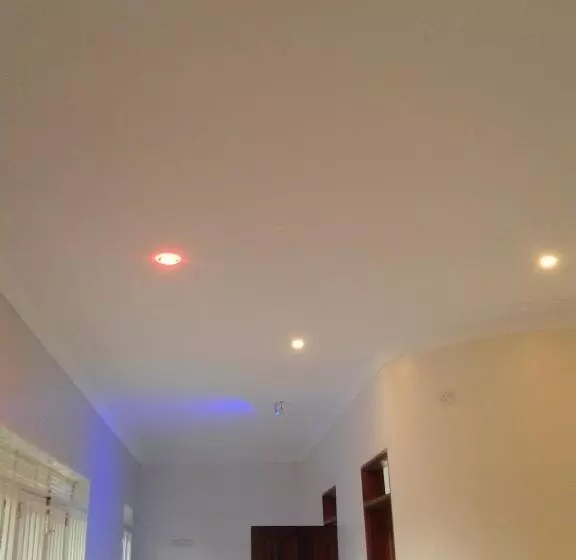 هتل Freedom Guest House