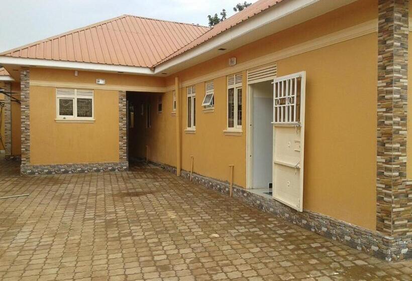 هتل Freedom Guest House