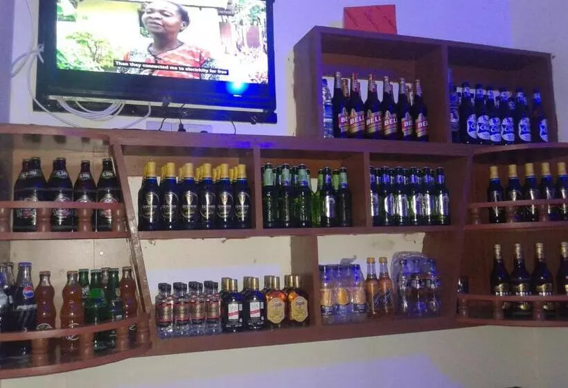 هتل Freedom Guest House